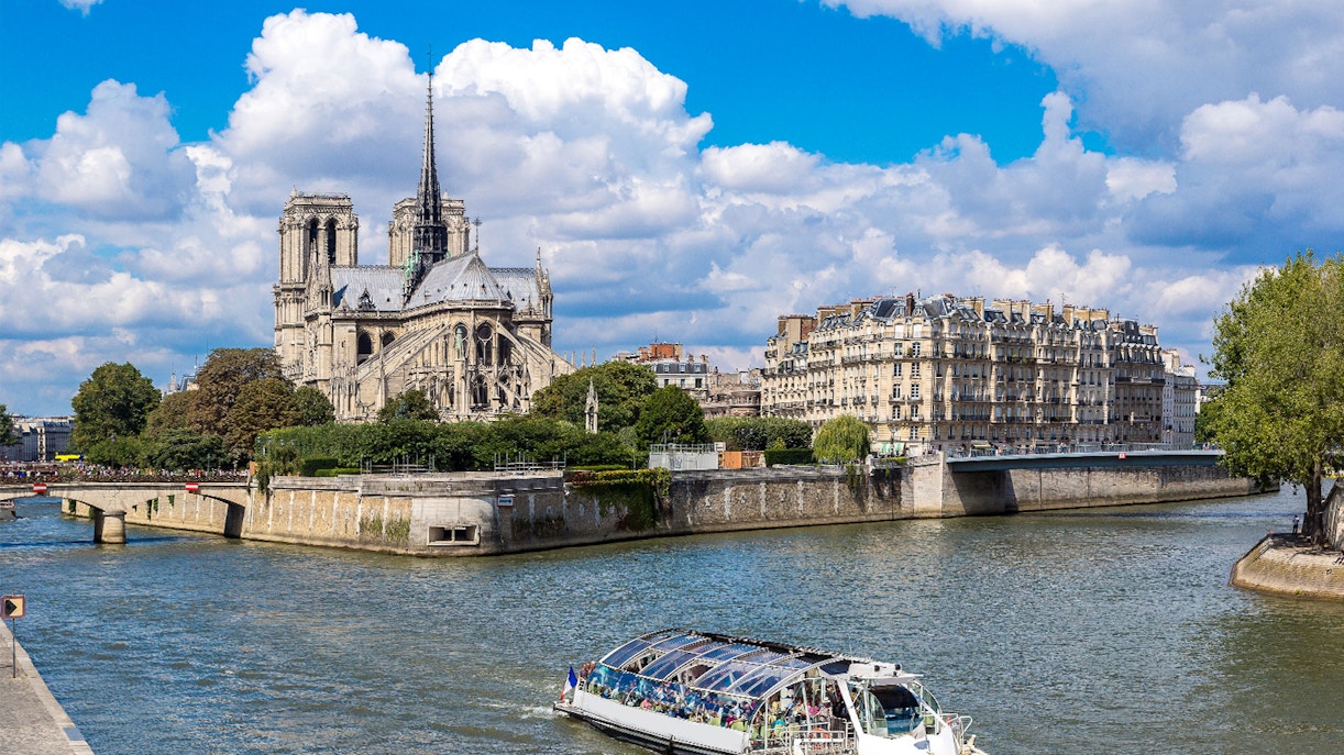 seine river cruise