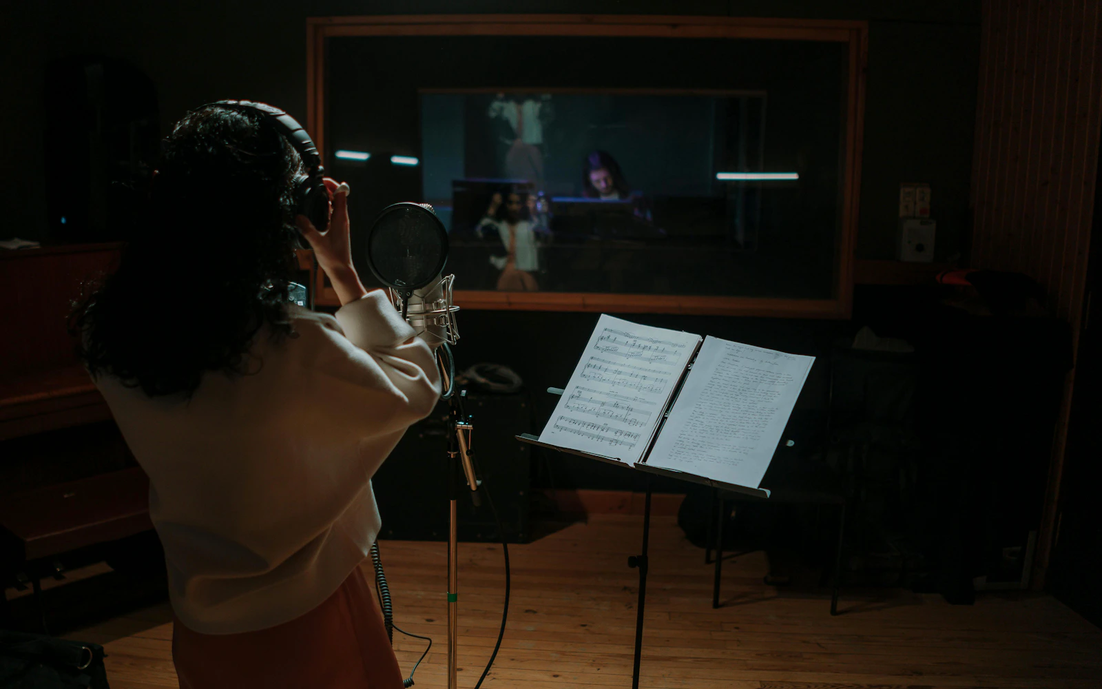 Dubai Vocal Recording Studio Experience