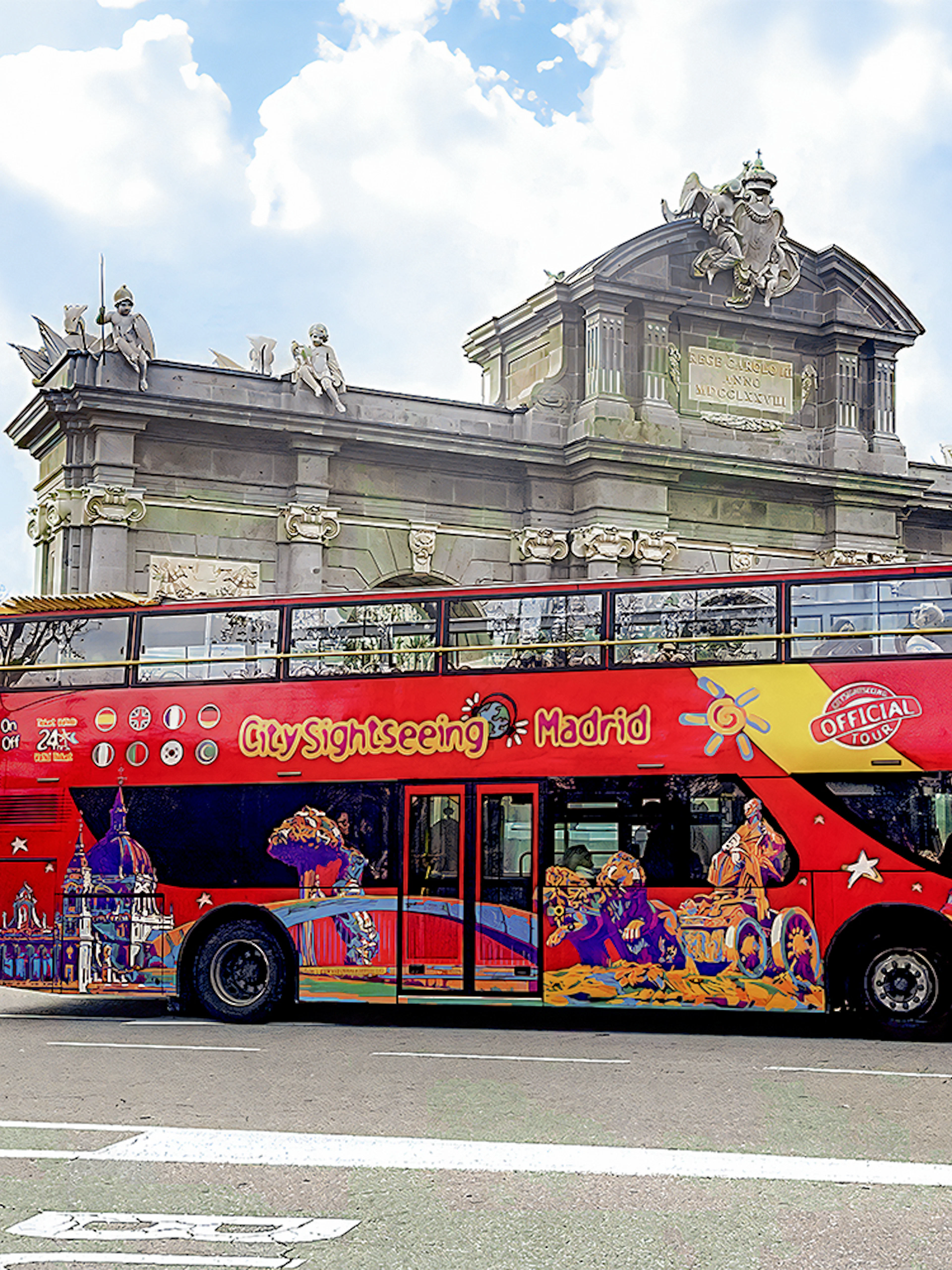 City sightseeing bus near Puerta de Alcalá, Madrid.