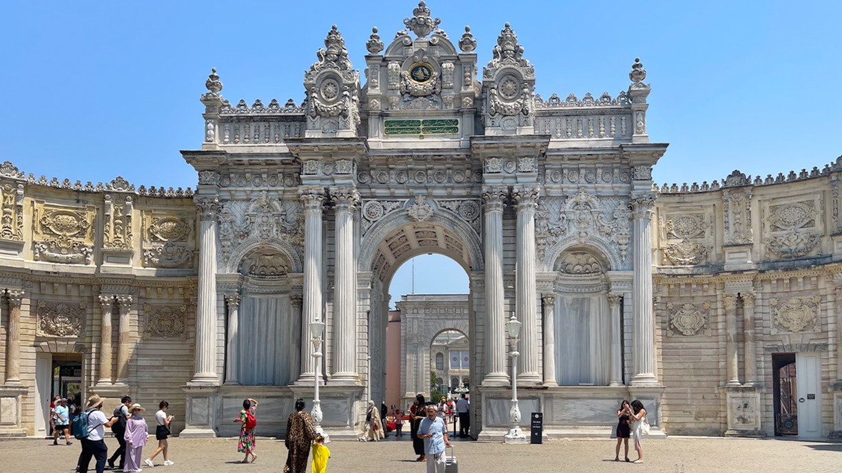 Dolmabahce Palace tickets