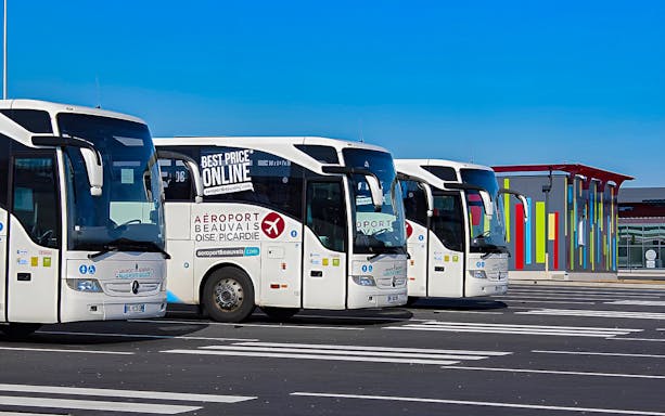 Shuttle buses at Paris Beauvais Airport for return trips to Paris.