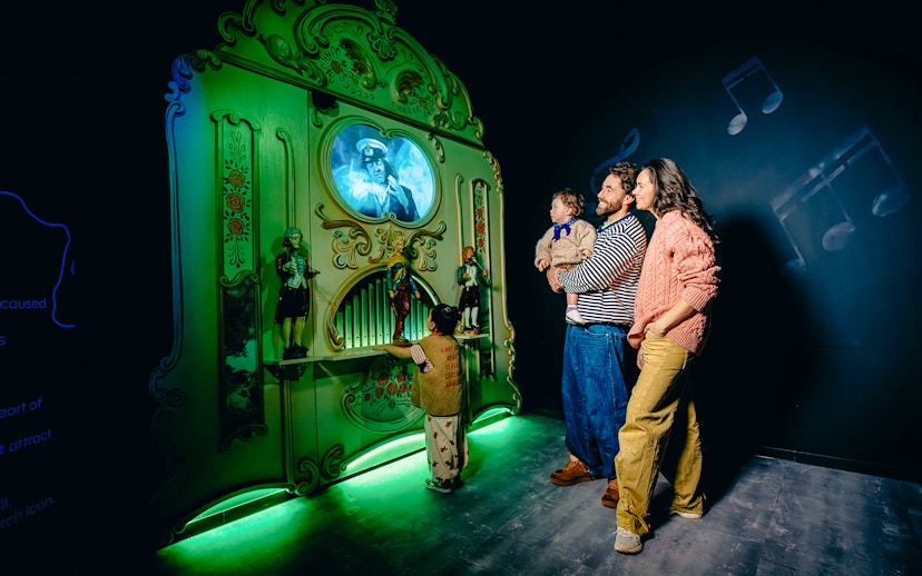 Guests enjoying interactive exhibit on Highlights of Holland tour.