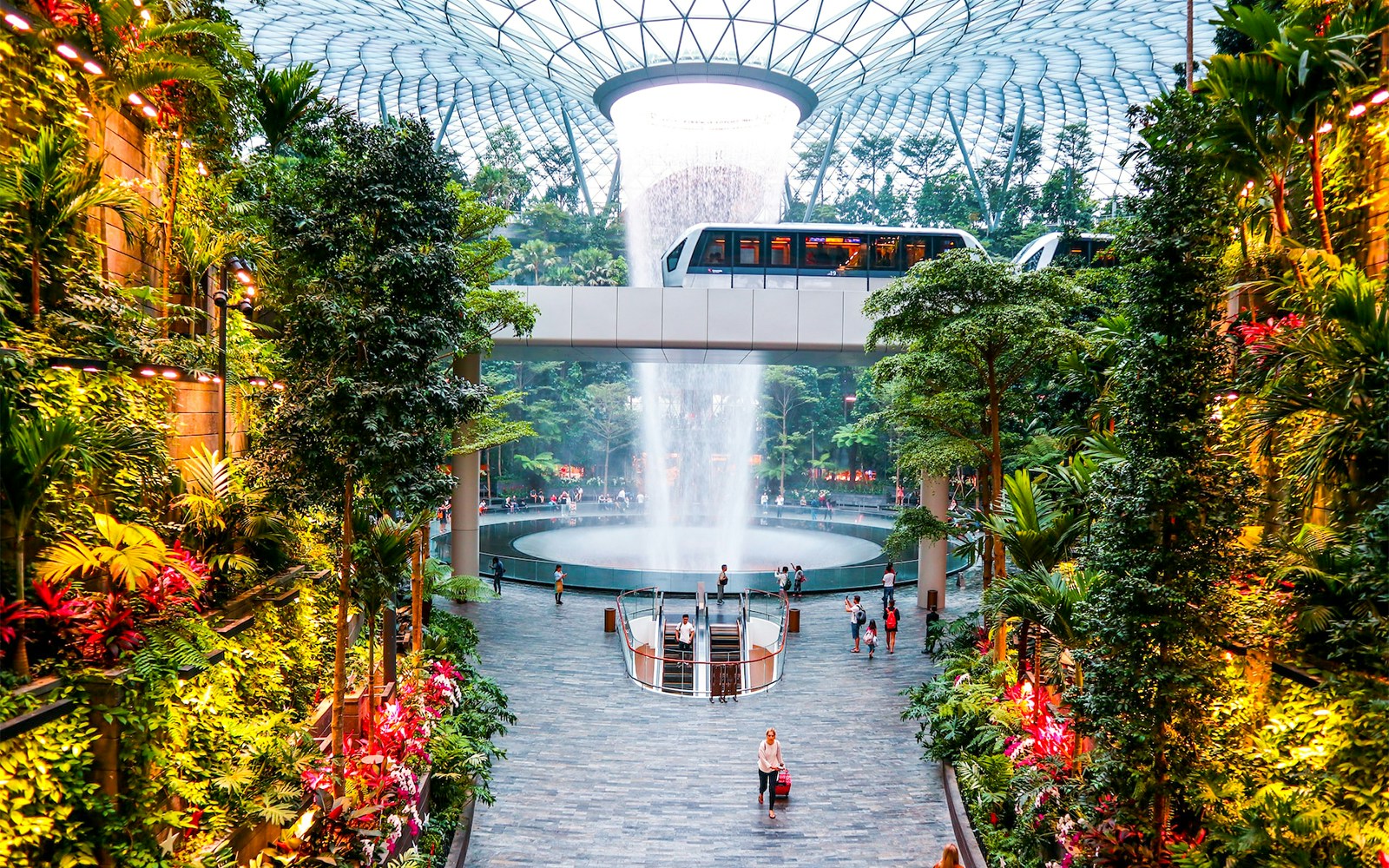 Jewel Changi - HSBC Rain Vortex
