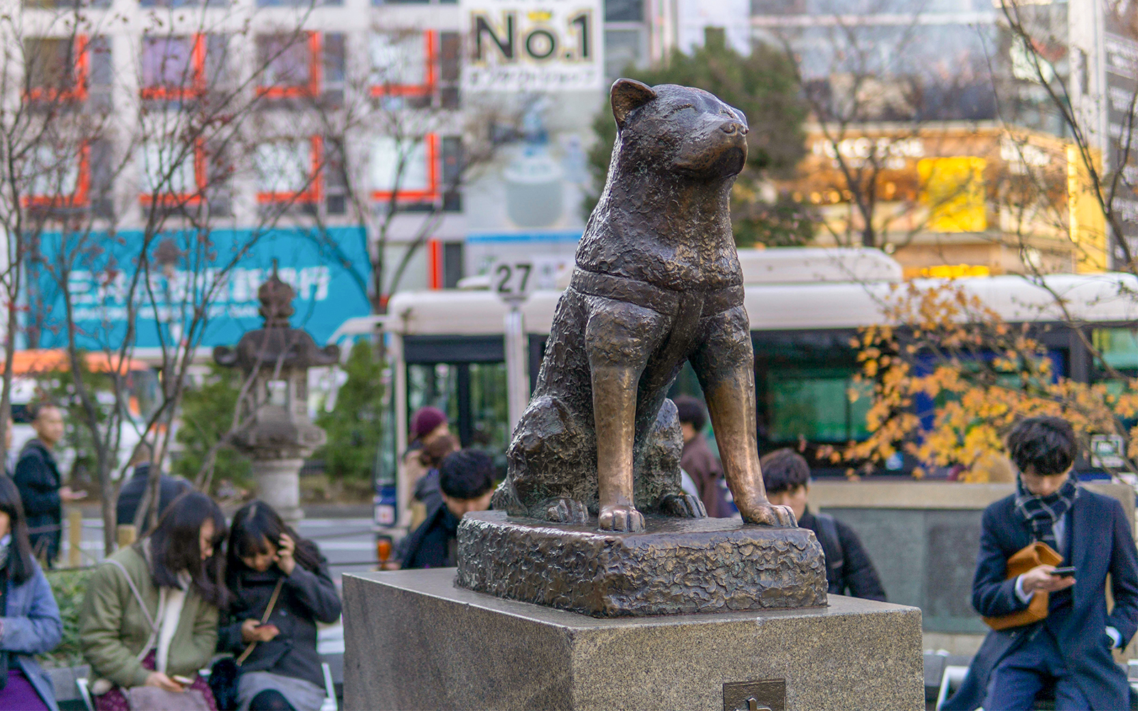 Standbeeld van Hachiko