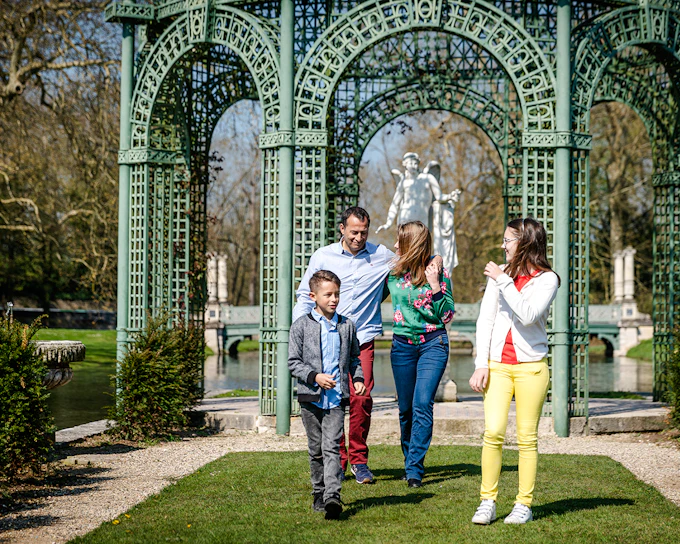 From Paris: Château of Chantilly Skip-the-Line Tickets with Round-Trip Train Transfers