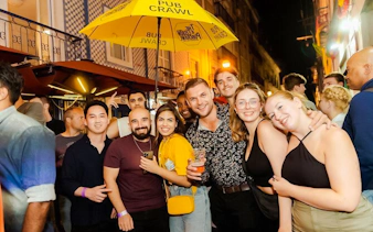 lisbon pub crawl tickets-1