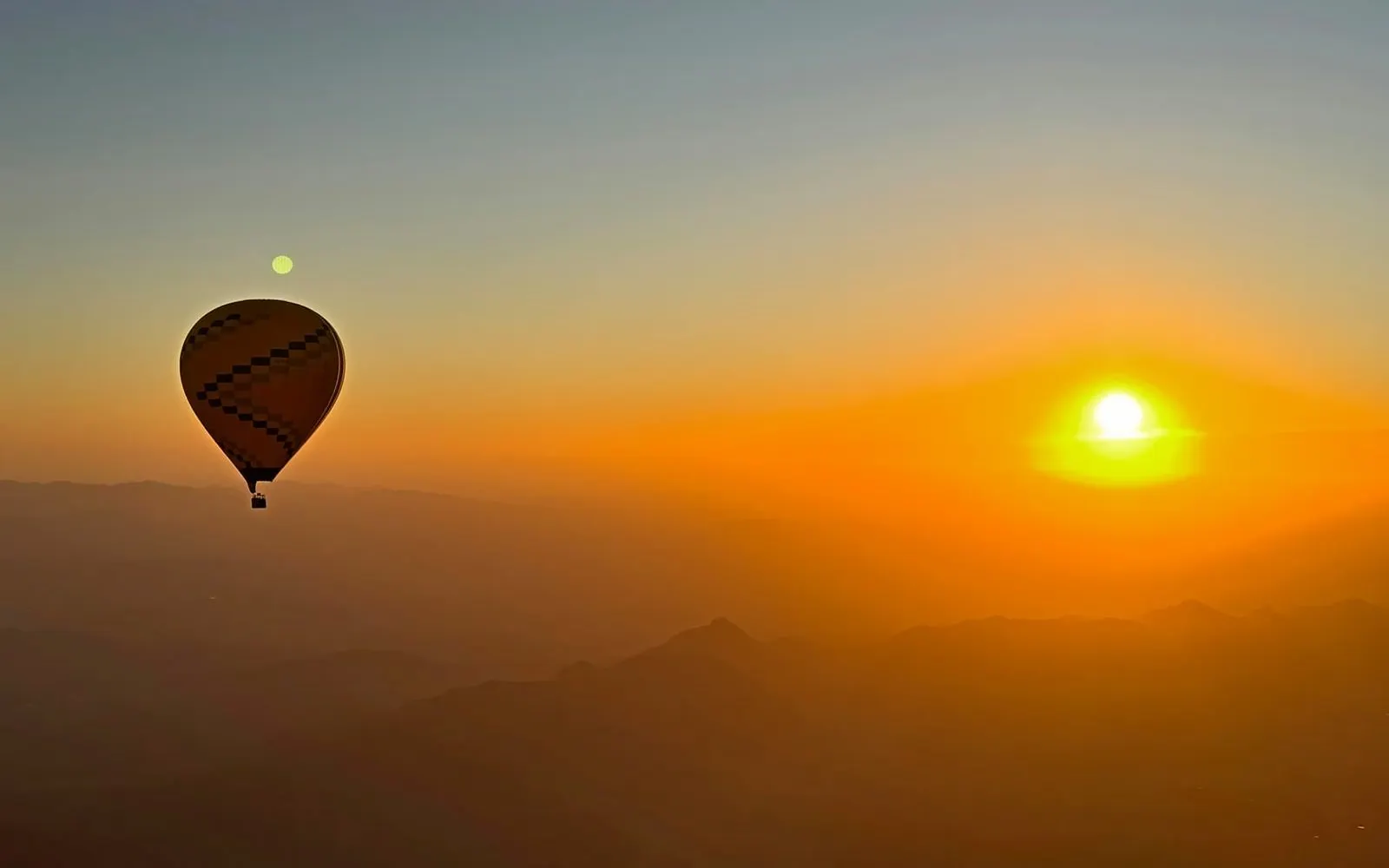 Marrakech Sunrise Hot Air Balloon Flight with Luxury Rooftop Breakfast