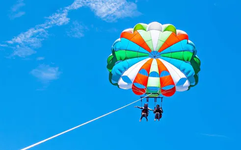 parasailing i hurghada med hotelltransport-1