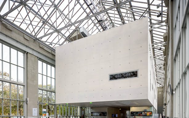 Orangerie Museum interior with modern architecture and large windows.