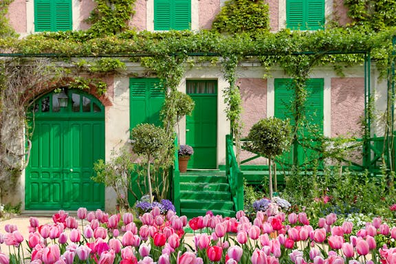 half-day tour to giverny from paris with monet’s house & gardens-8