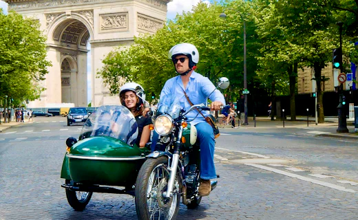 Fra Notre Dame: Tur i Paris i sidevogn