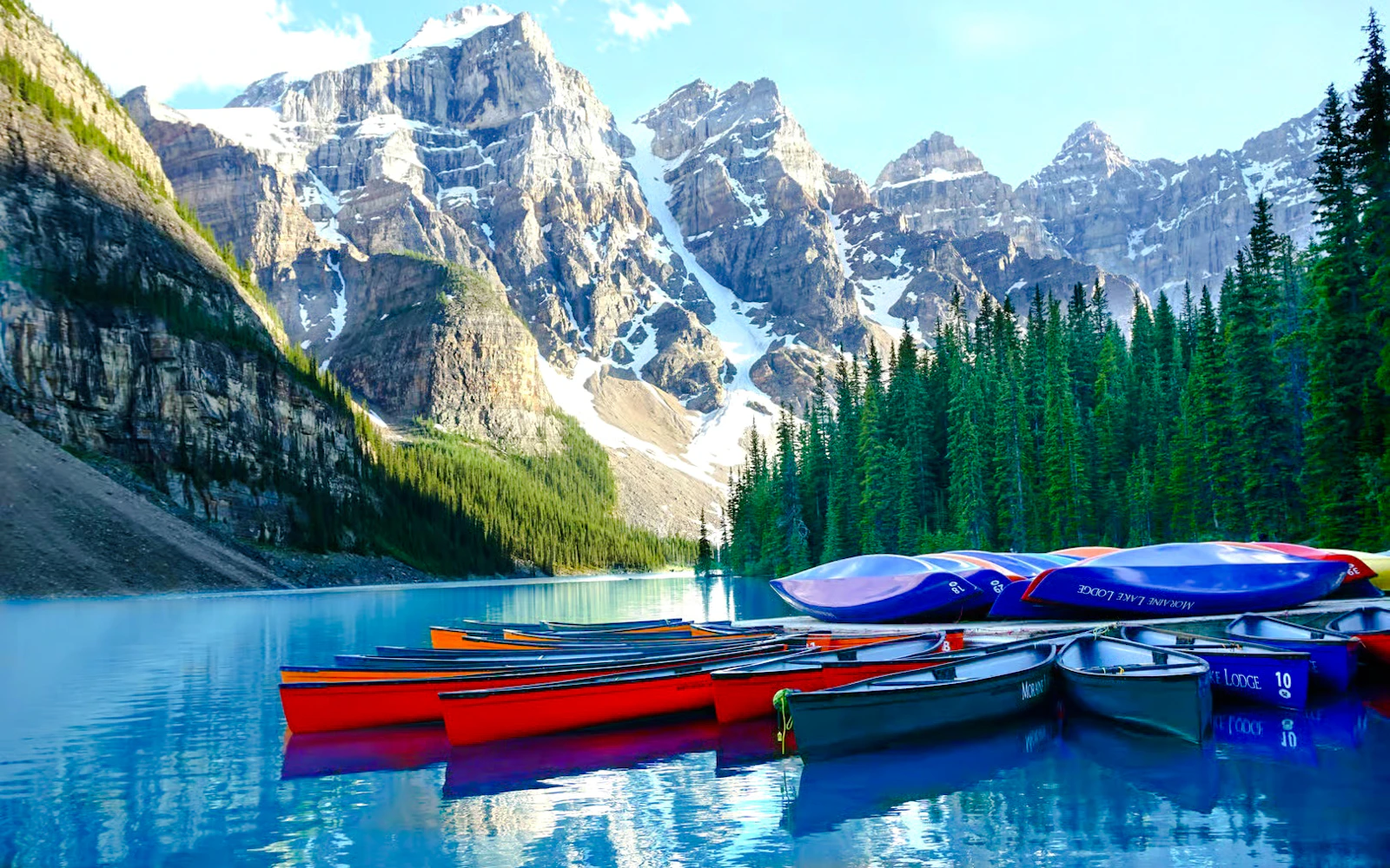 From Calgary: 3-Day Banff National Park, Lake Louise, Moraine Lake & Johnston Canyon Tour Image 4