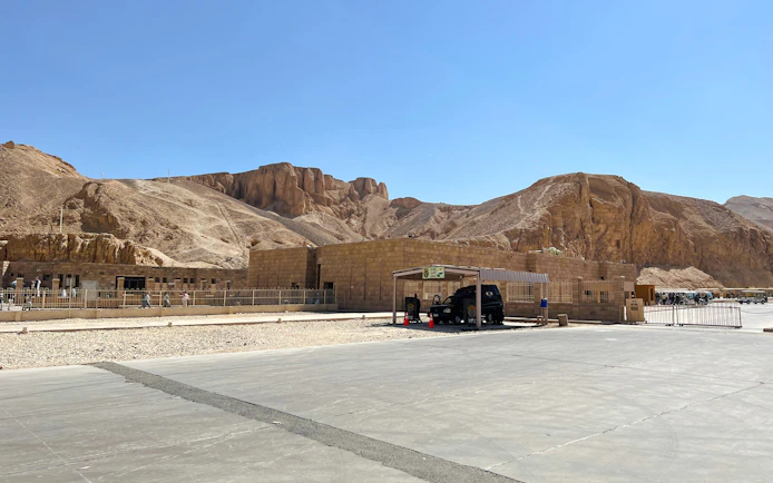 Luxor West Bank Private Tour: Valley of the Kings, Valley of the Queens & Hatshepsut Temple