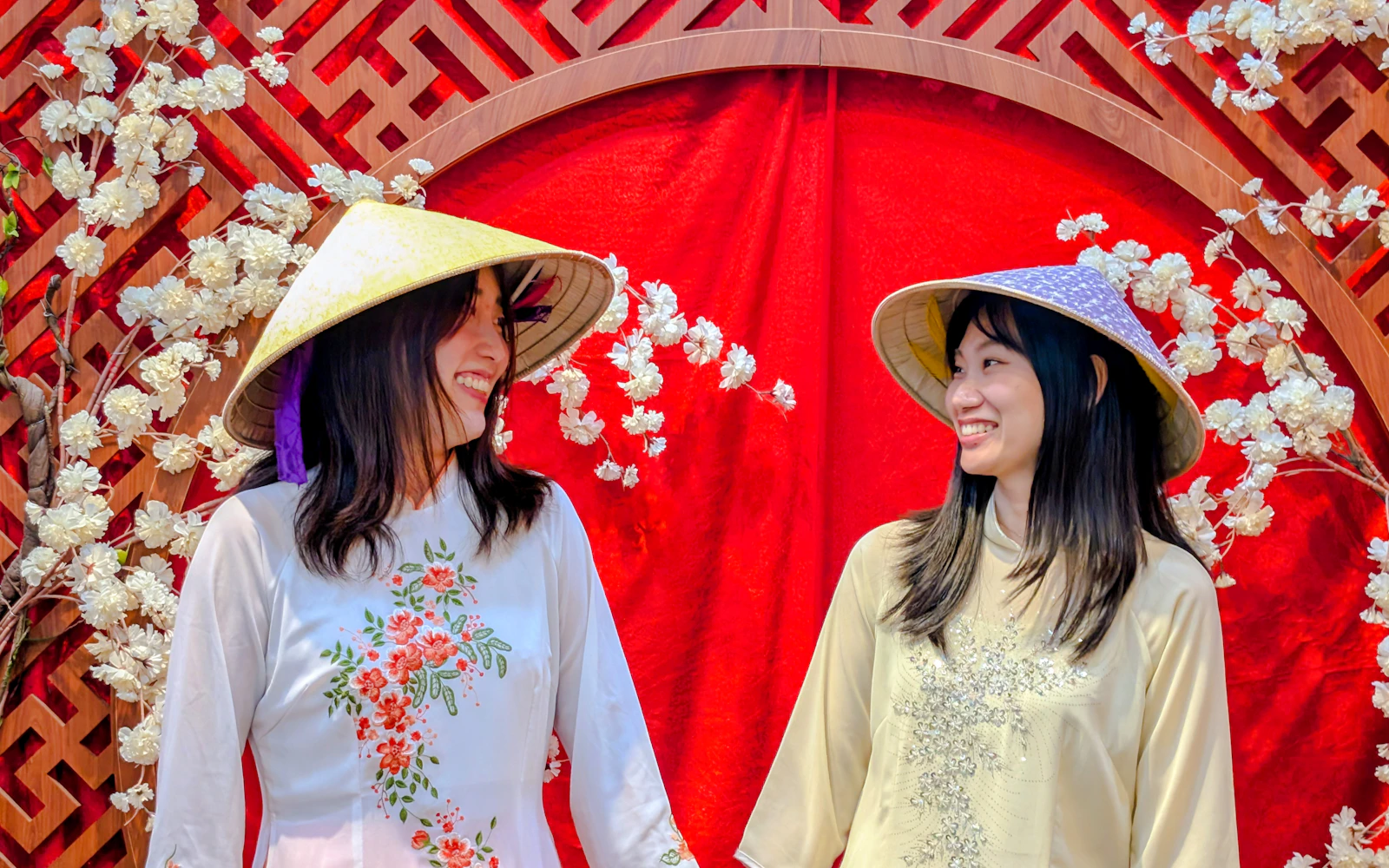 Da Nang Ao Dai Photoshoot with Ao Dai Rental and Drink at a Local Cafe Image 2