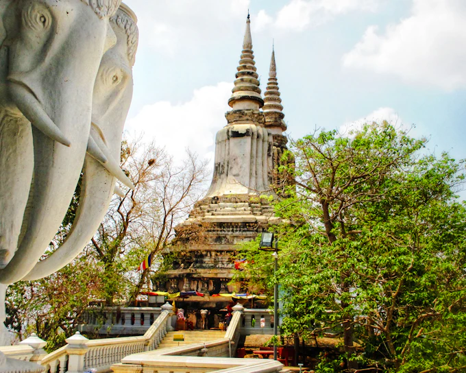 From Phnom Penh: Oudong Mountain Day Trip (Product 55513)
