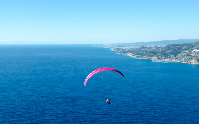 From Antalya: Alanya Paragliding Experience with Cleopatra Beach Landing