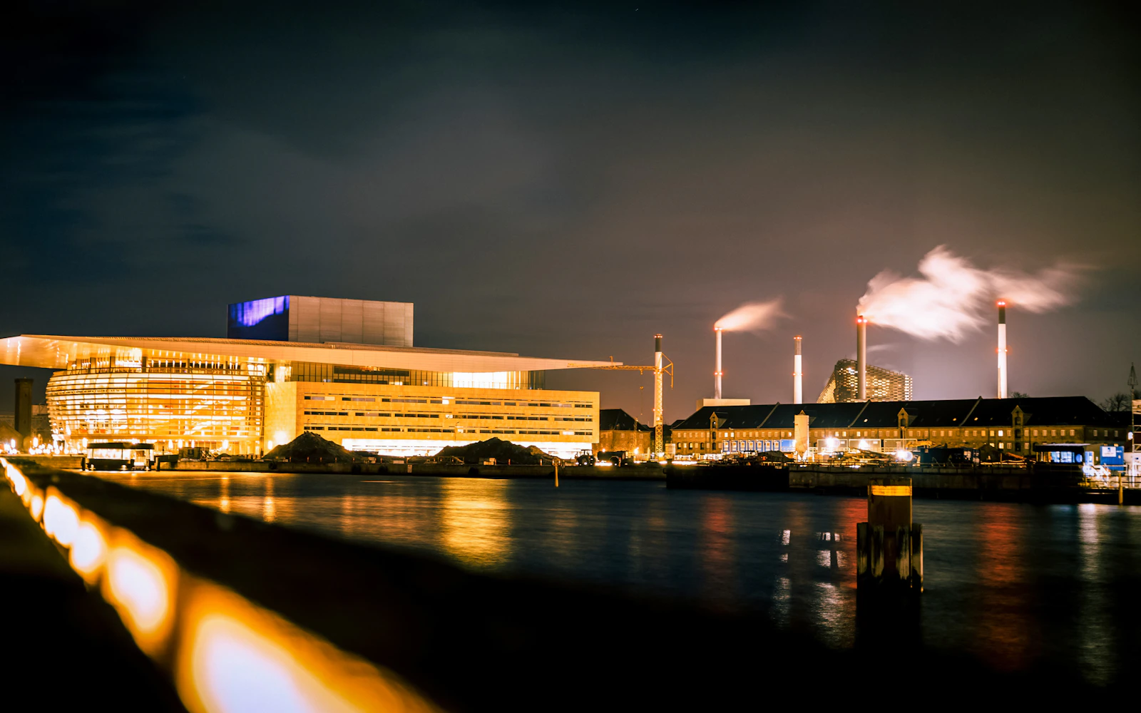 Copenhagen Restaurant Bus Sightseeing Tour with Meal