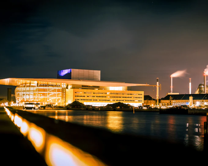 Copenhagen: Dining and Sightseeing on a Restaurant Bus
