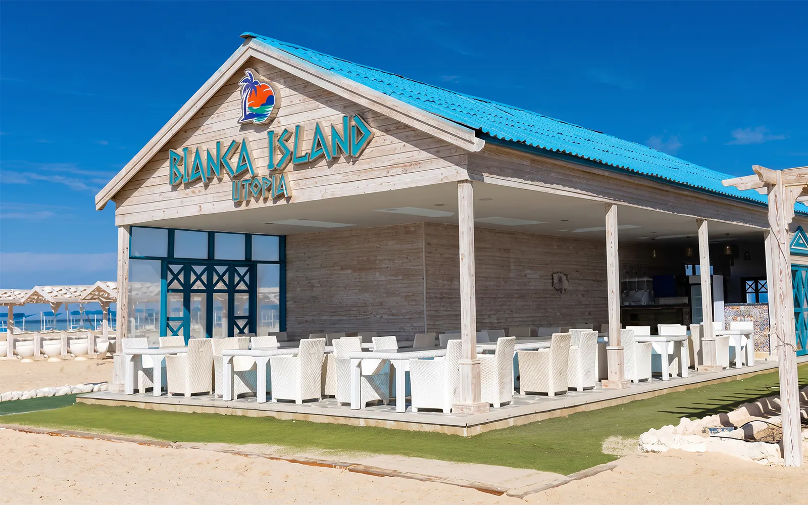 Bianca Island Utopia beachfront restaurant with outdoor seating in Hurghada.
