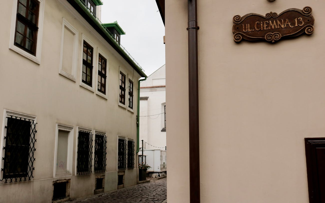schindler story walking tour and wieliczka salt mine w/ lunch from krakow-4