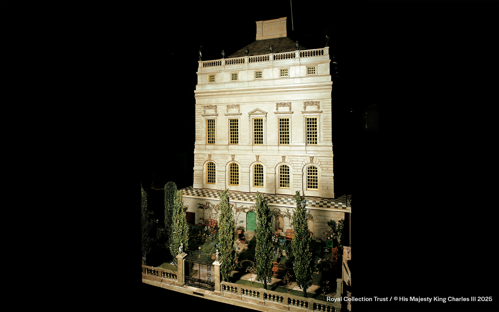 queen marys dolls house