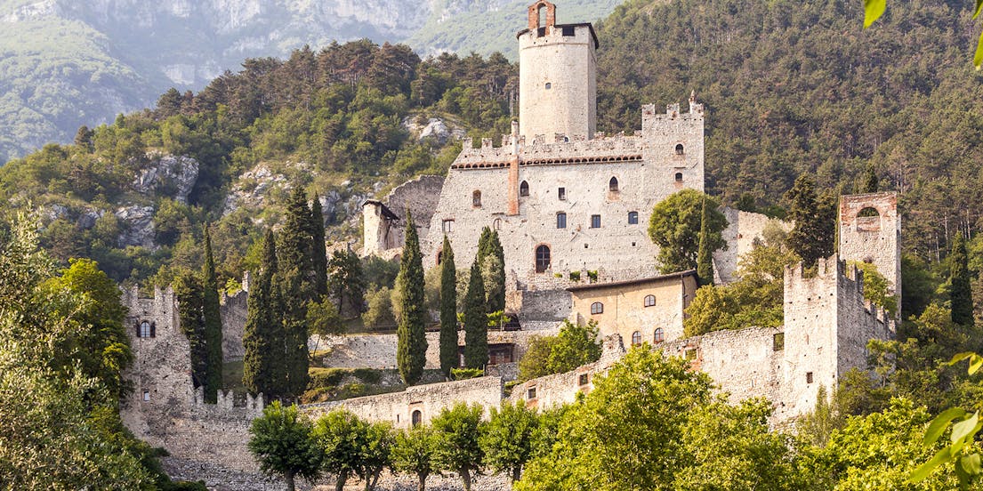 Avio Castle