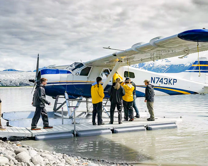 Norris Glacier Seaplane, Paddle and Guided Hike Tour