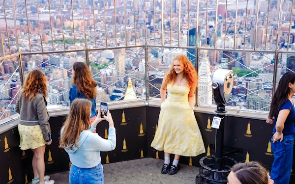 Empire State Building VIP Sunrise Experience: 86th Floor Access with Starbucks Reserve Coffee & Pastries