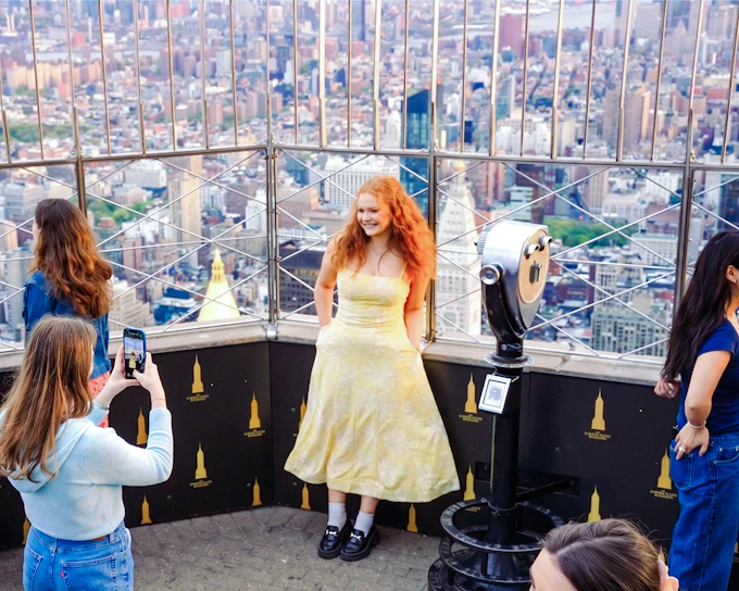 Empire State Building VIP Sunrise Experience: 86th Floor Access with Starbucks Reserve Coffee & Pastries