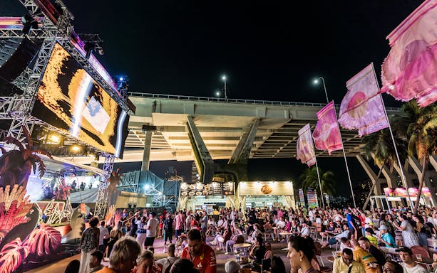 Crowd enjoying entertainment at Sunset Stage, Zone 1, F1 Singapore.