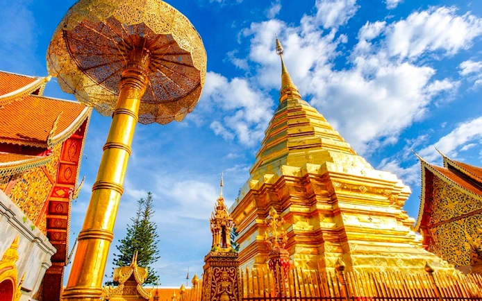 Chiang Mai Doi Suthep Temple and Wat Pha Lat Small-Group Guided Hike on Monk's Trail