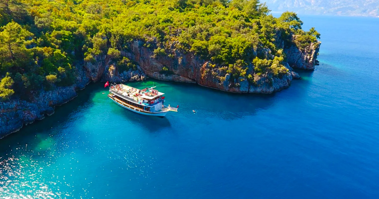 Marmaris Coast Boat Trip with Swim Stops, Unlimited Drinks and BBQ Lunch Image 6