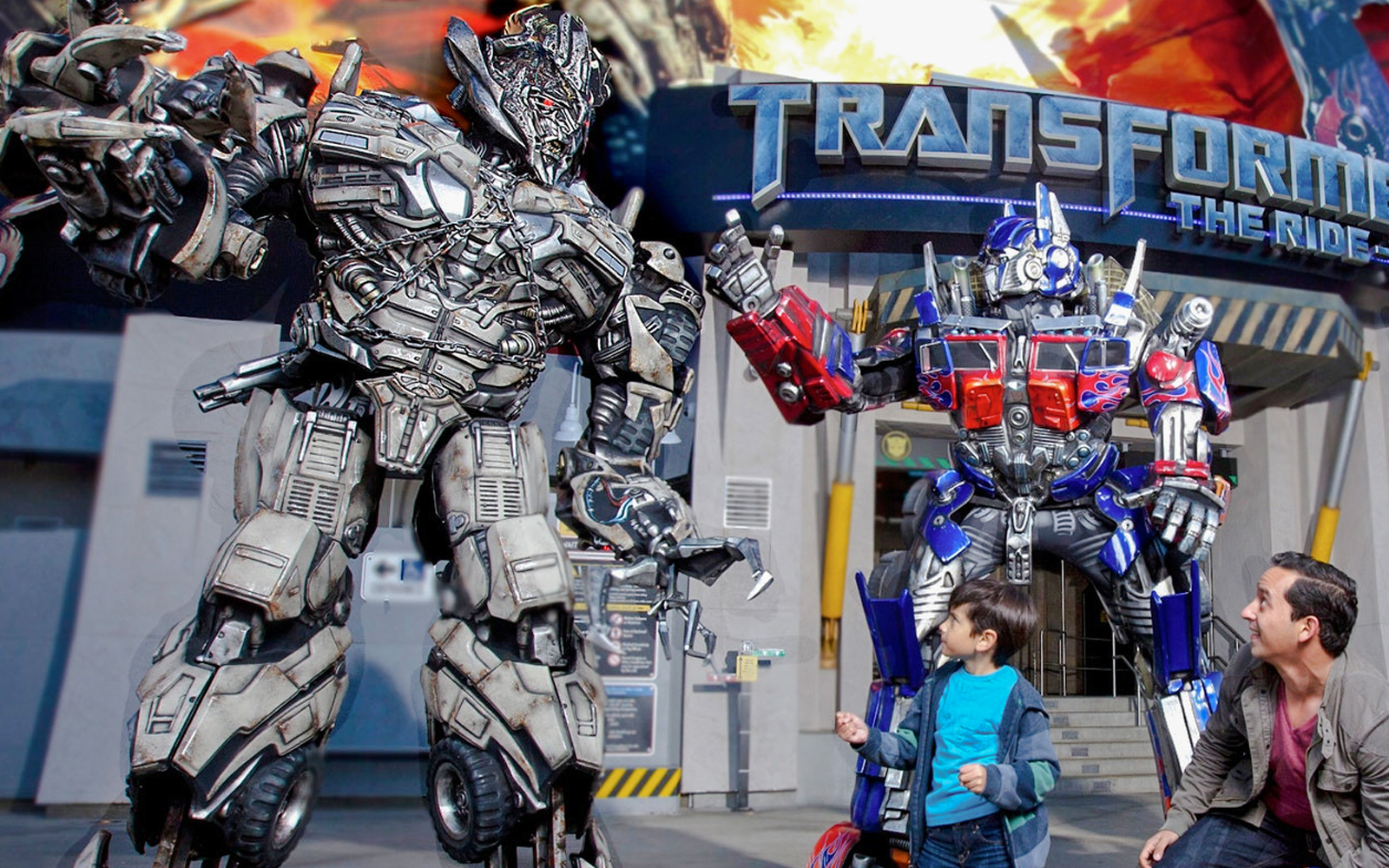 TRANSFORMERS: The Ride – 3D entrance at Universal Studios Hollywood with iconic Optimus Prime statue.