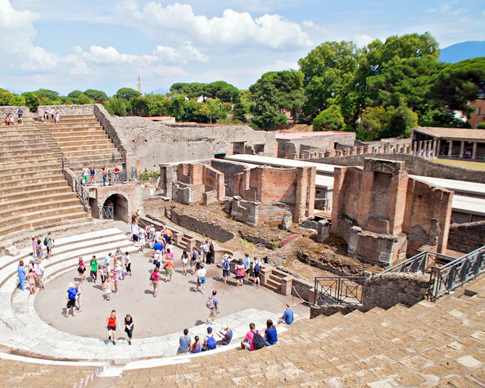 From Naples: Pompeii + Mt. Vesuvius Guided Tour with Transfers & Lunch