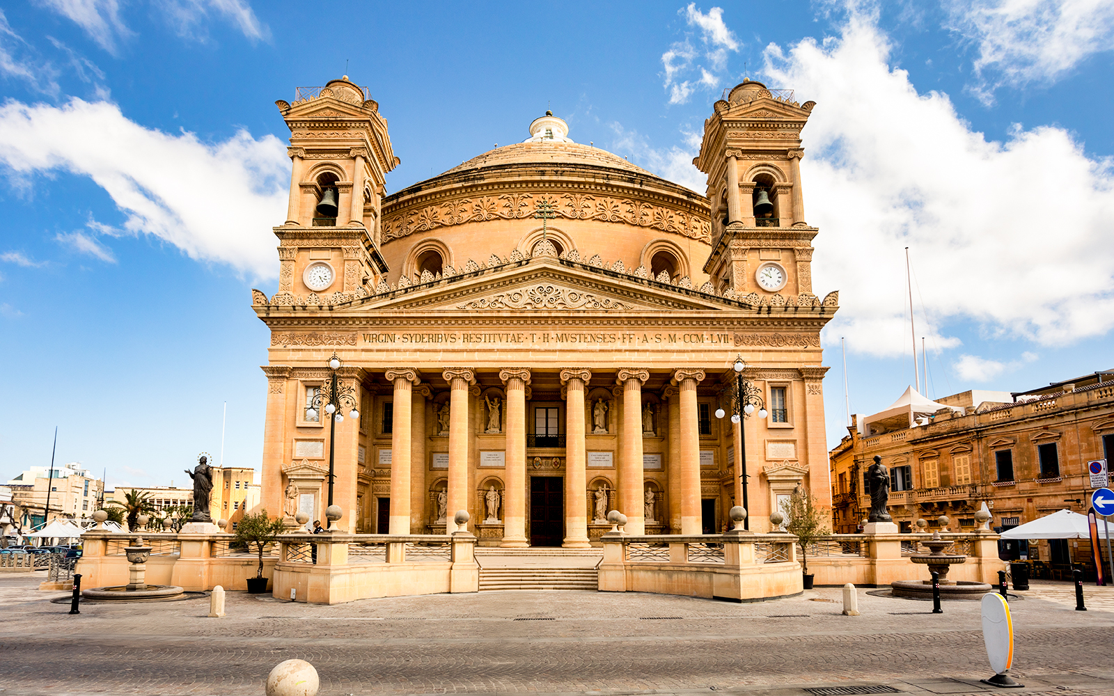 Mosta Rotunda (Basilika)