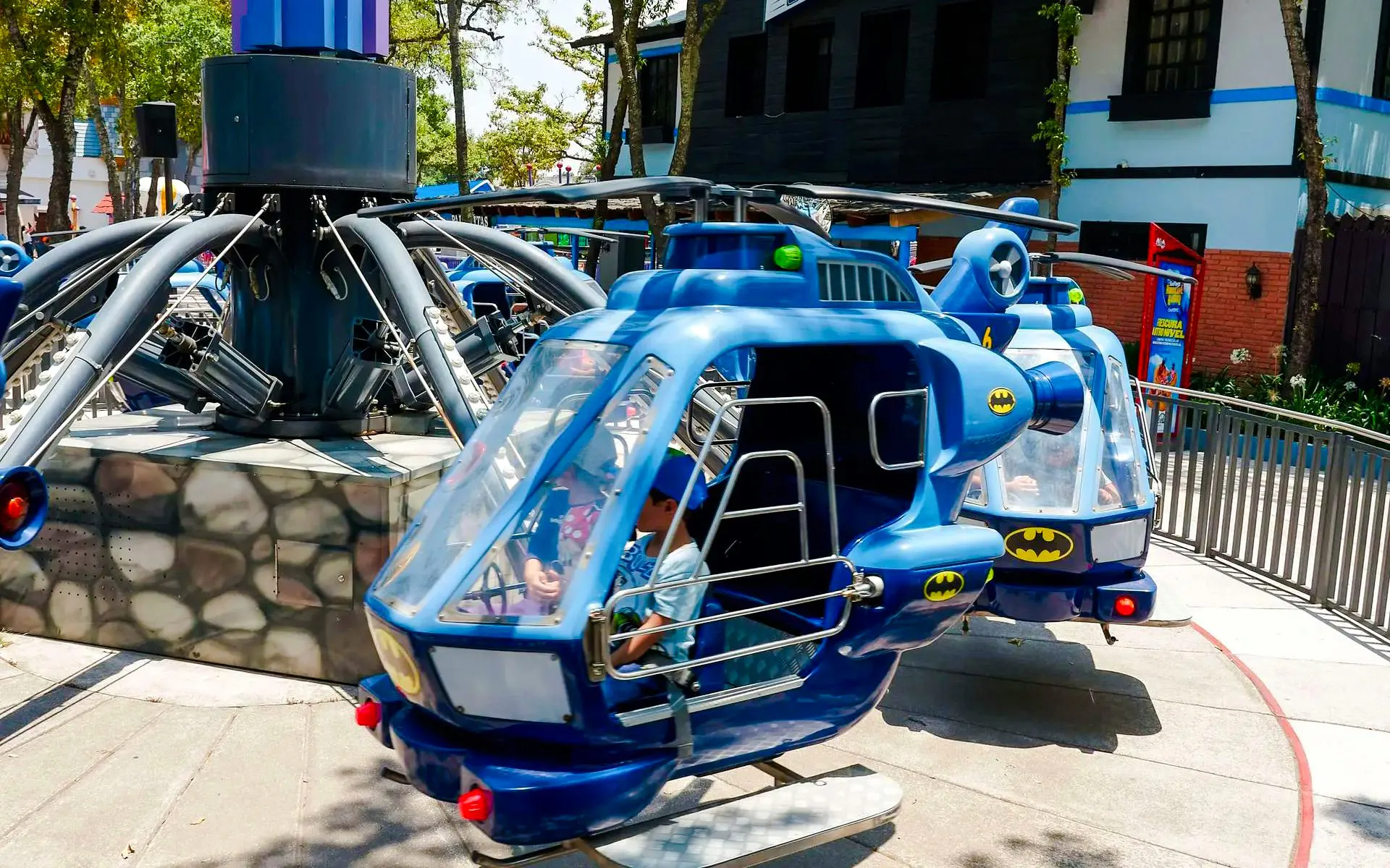Batman-themed Batcopters ride at Six Flags Mexico.