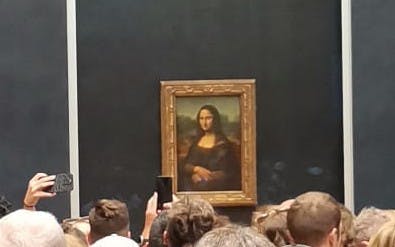 skip the line guided tour of louvre museum in spanish-2