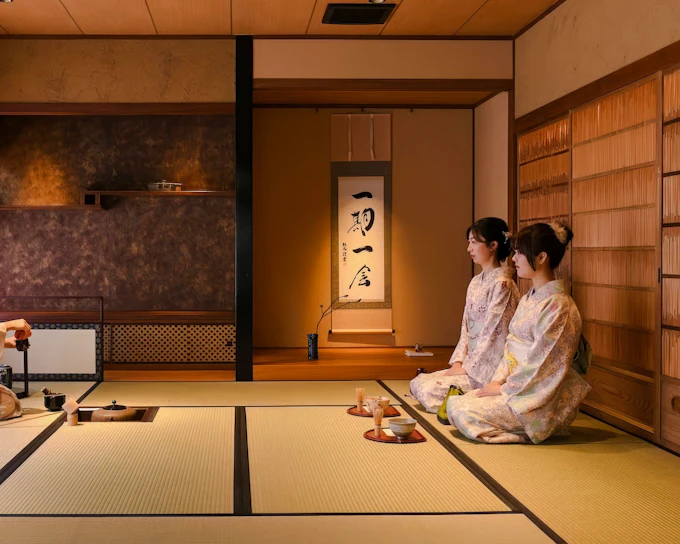 Kyoto Gion Area: Kimono Tea Ceremony at Kyoto Orizuruya