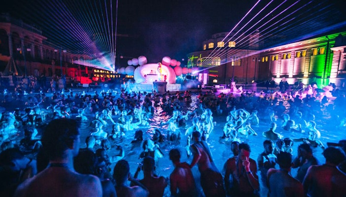 Budapest bath party