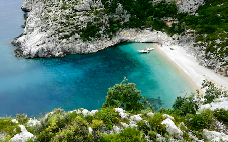 From Vlore: Sazan Island & Haxhi Ali Cave Speedboat Tour