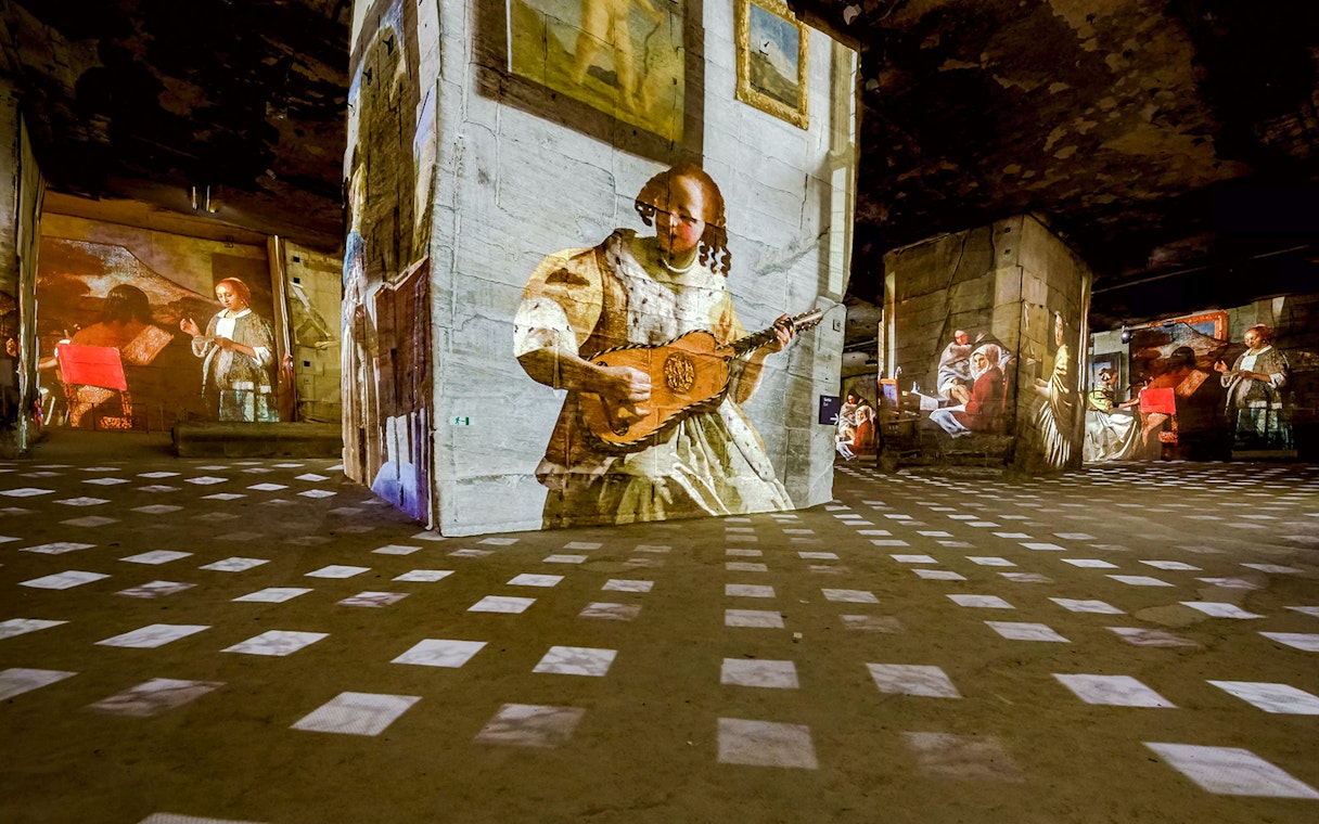 Projections of paintings at Frieda Kahlo Exhibition, Carrières des Lumières, Paris.