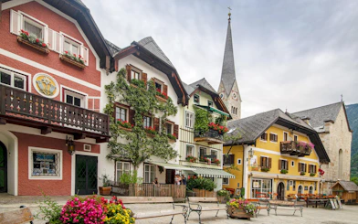 From Salzburg: Private Hallstatt, St. Gilgen and St. Wolfgang Day Trip