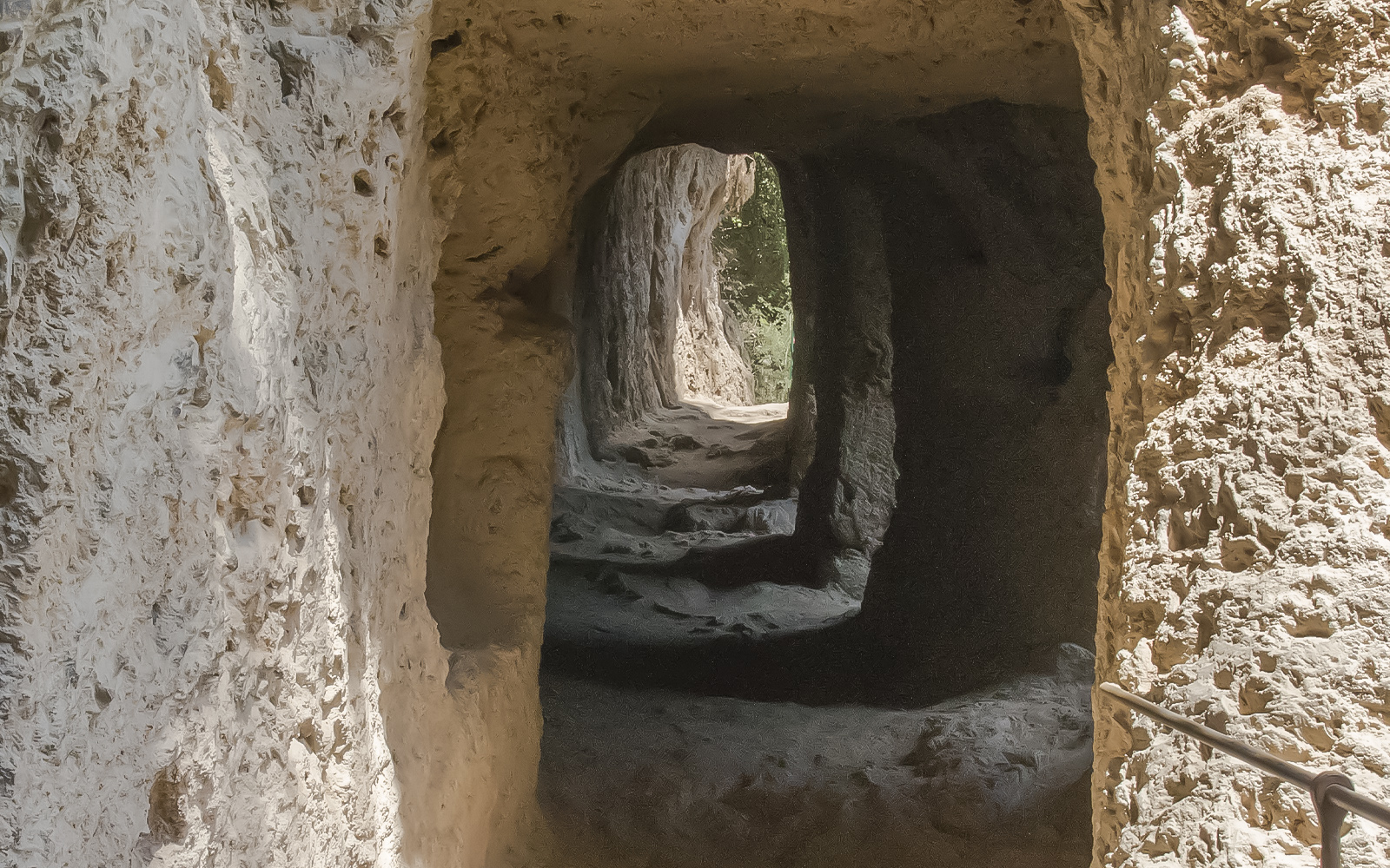 Mount Catillo Tunnel in Villa Gregoriana