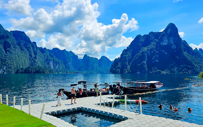 From Phuket/Krabi/Khao Lak: Private Khao Sok Day Trip with Cheow Lan Lake Longtail Boat Tour