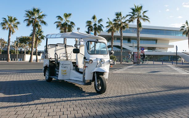 Tuk Tuk parked near Veles e Vents building in Valencia.