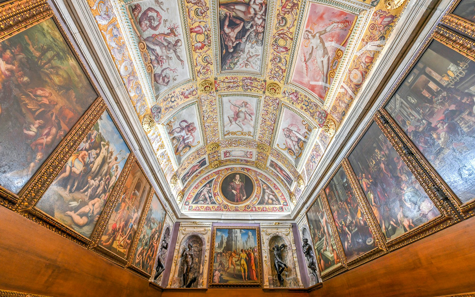 Artistic and scientific treasures