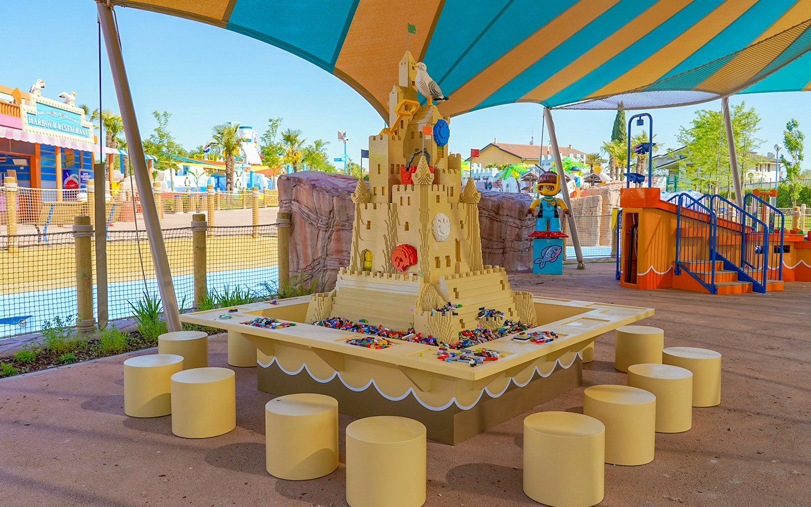 LEGO® Creation Island