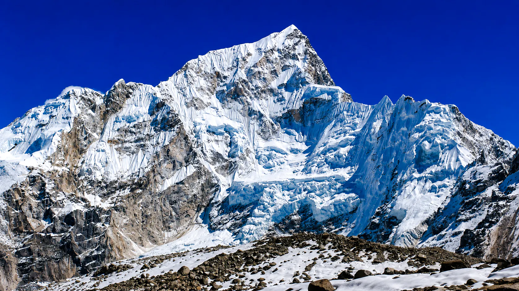 Snow-covered peaks in the Everest Region during the 12 Days Everest Base Camp Trek.