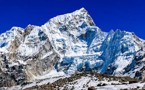 Snow-covered peaks in the Everest Region during the 12 Days Everest Base Camp Trek.