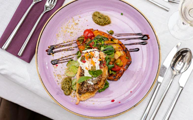Diner plate with gourmet dish on Budapest Dinner Cruise tour.